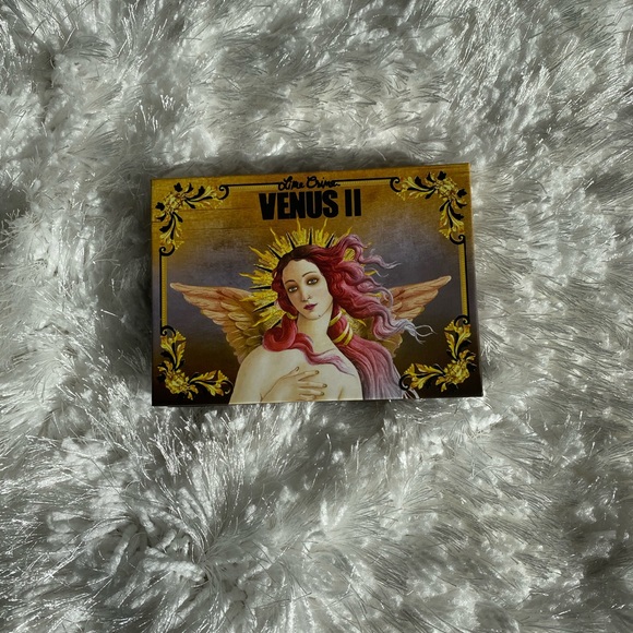Lime Crime Venus ll Eyeshadow Palette - Picture 3 of 3